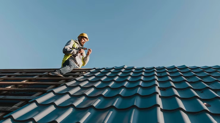 Top 7 Signs You Need Roof Repair in Arizona | Avid Roofing